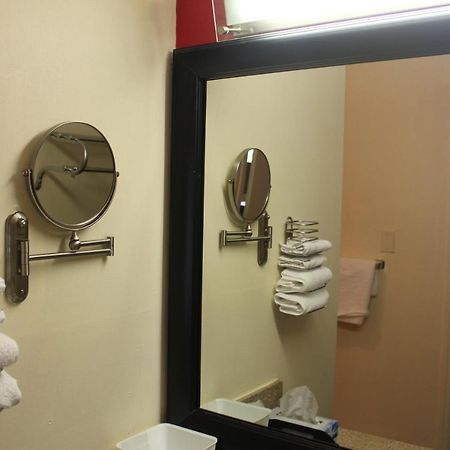 Americas Best Value Inn - Fredericksburg North Exteriör bild