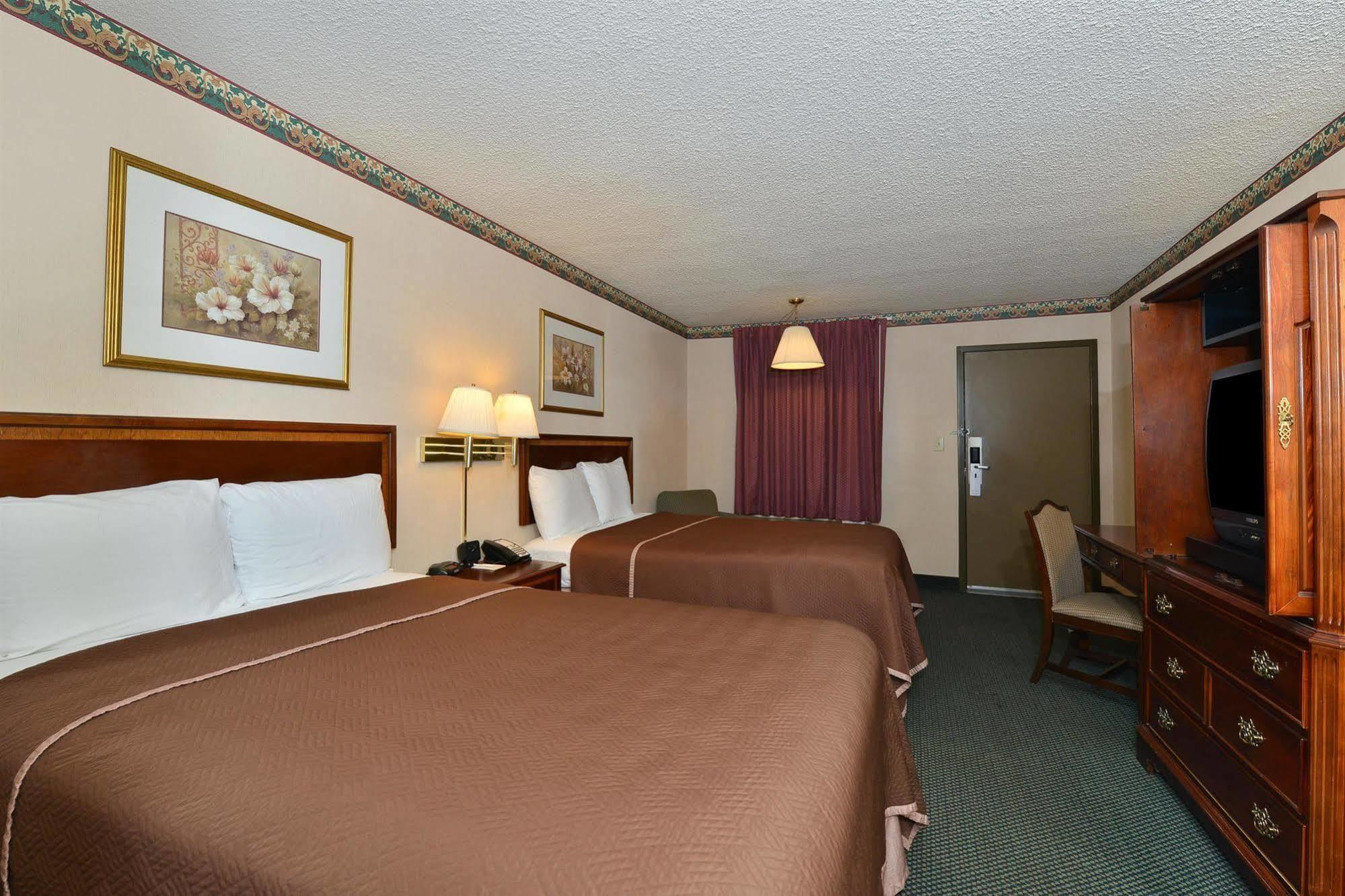 Americas Best Value Inn - Fredericksburg North Exteriör bild