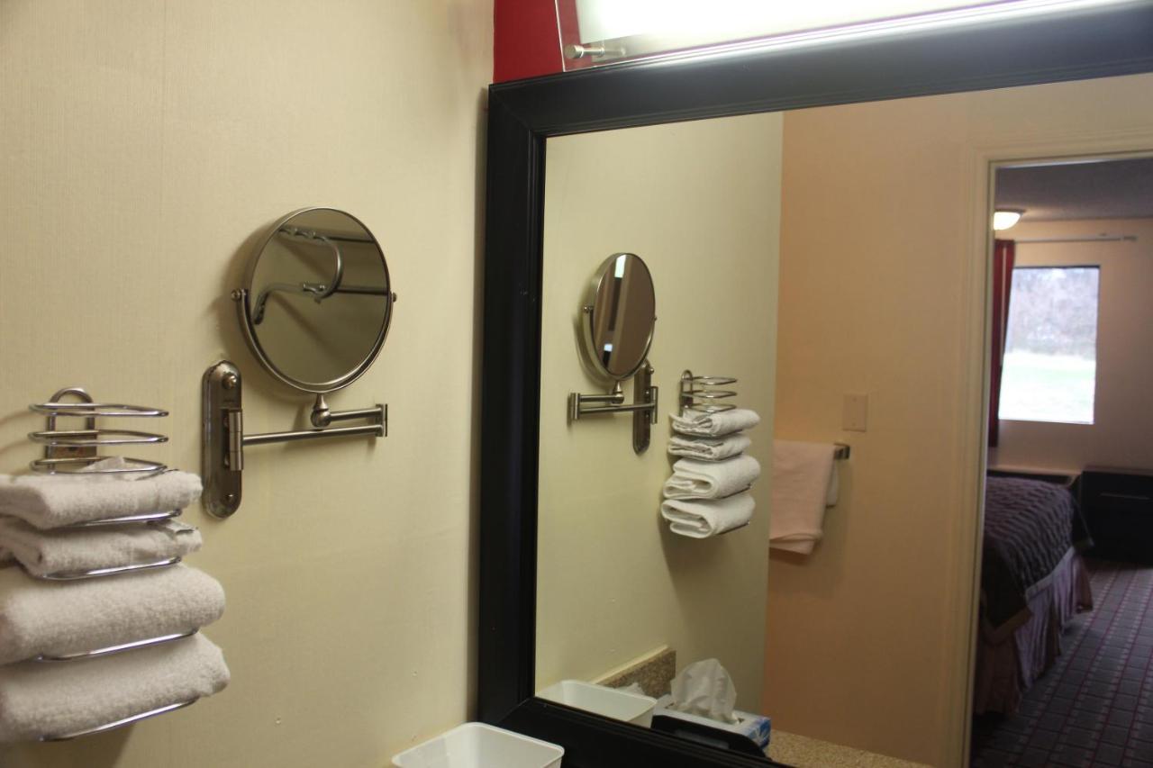 Americas Best Value Inn - Fredericksburg North Exteriör bild